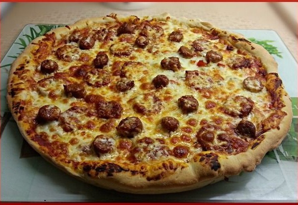 Pizza Merguez